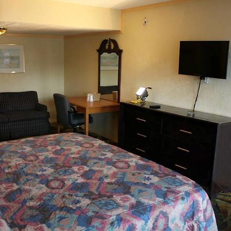 Presidential Inn And Suites Lyons ภายนอก รูปภาพ