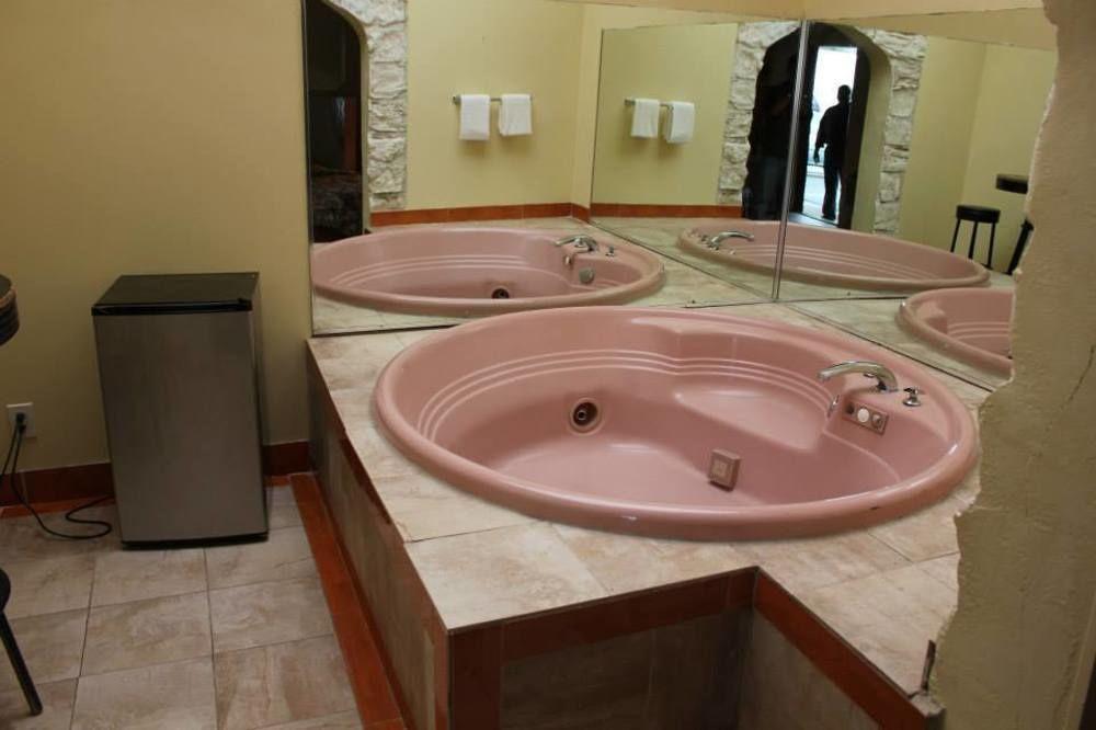 Presidential Inn And Suites Lyons ภายนอก รูปภาพ
