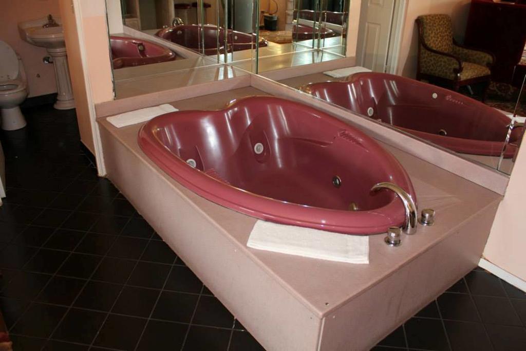 Presidential Inn And Suites Lyons ภายนอก รูปภาพ