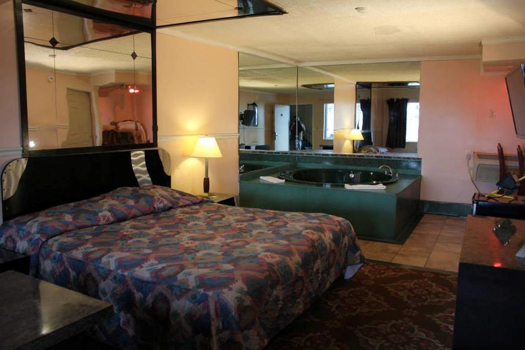 Presidential Inn And Suites Lyons ภายนอก รูปภาพ